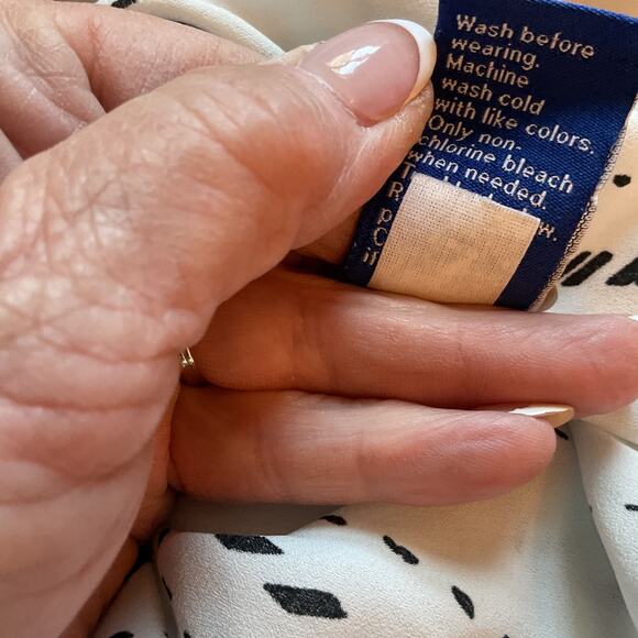 Apt 9 Black And White Stripped Long Sleeve V Neck Blouse Plus XXL - Picture 6 of 7